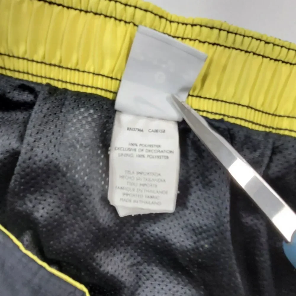 Nike Swim Trunks Mens Large Black Yellow‎ Logo Spellout Swosh